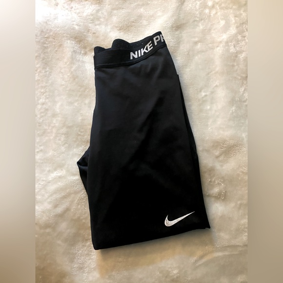 Nike Pro Dri-Fit black leggings - Size M - Picture 2 of 2